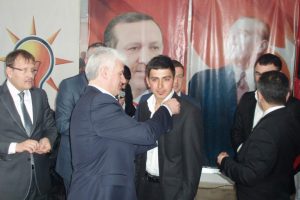 AK Parti İznik Teşkilatına 350 gen&ccedil; katıldı