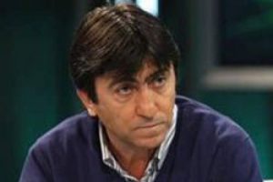 Dilmen: Şampiyon y&uuml;zde 70 G.Saray