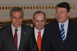Arın&ccedil;: Bosna Hersek'i &ccedil;ok seviyoruz