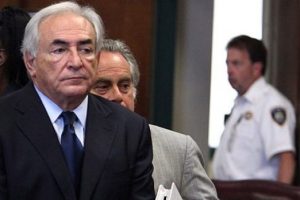 Kahn hakkında dava a&ccedil;ıldı