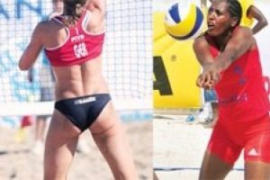 Plaja bikini ayarı