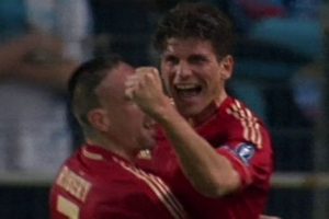 Bayern Munih'den b&uuml;y&uuml;k avantaj