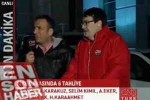 Fener taraftarı spikere canlı yayında b&ouml;yle saldırdı