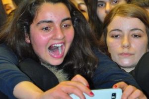 Can Bonomo i&ccedil;in k&uuml;&ccedil;&uuml;k dilini yutacaktı