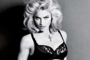 Madonna s&ouml;z&uuml;n&uuml; tutmadı