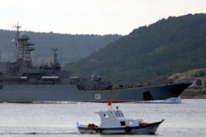 Rus savaş gemisi Suriye yolunda