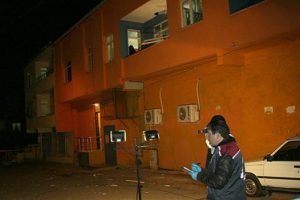&Uuml;mraniye'de ses bombaları patladı
