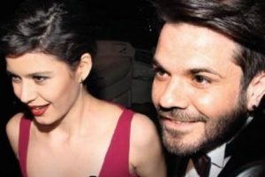Kenan Doğulu ile Beren Saat cinsel a&ccedil;ıdan tutkulu