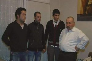 Madde bağımlısı gen&ccedil;, tiyatro ile hayata tutundu