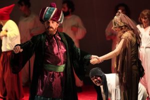Nil&uuml;fer'de "1001 Gece Masalları"