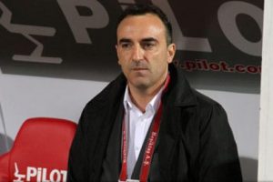 Carvalhal veda etti