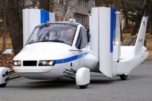 İşte d&uuml;nyanın ilk u&ccedil;an otomobilleri