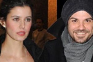 Beren Saat twitter'da isyan etti