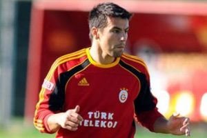 Baros'un burnu kırıldı