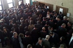 Tarihi dava başladı