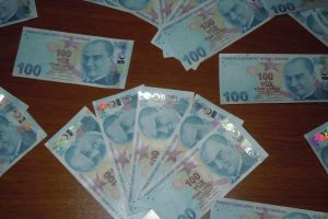 Bursa'da sahte para operasyonu