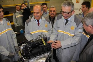 Otomotiv &ouml;ğrencileri ile işbaşı yaptılar