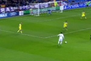 Kaka'dan harika bir gol