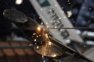 Hurda atıklar metal heykele d&ouml;n&uuml;şt&uuml;