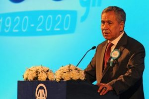 "Darbeye alkış tutanlar hala aramızda"