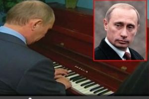 Putin piyano &ccedil;aldı