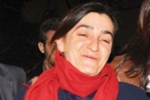 Bana her g&uuml;n hukukla tecav&uuml;z ediliyor
