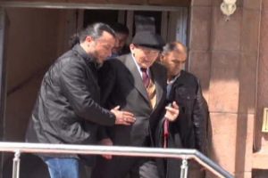 Emekli askerler b&ouml;yle g&ouml;zaltına alındılar