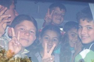 Suriyeliler &uuml;lkelerine d&ouml;n&uuml;yor