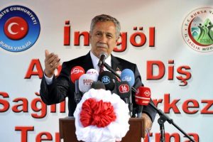 Arın&ccedil;'ı kızdıran AK Partili vekil