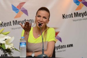 İvana Sert: Kıskan&ccedil; değilim, Haremde yaşamayı isterim