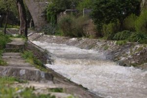 Barajlar doldu derelerde manzaralık g&ouml;r&uuml;nt&uuml;ler oluştu