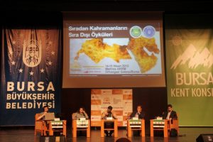 Sadece Suriyeliler Esad rejimini bozabilir