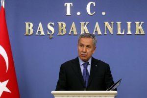 Arın&ccedil;'tan internet medyasına m&uuml;jde