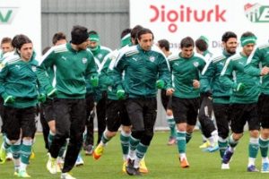 Yarı final İzmir'de
