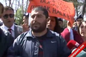 İ&ccedil;işleri Bakanlığı &ouml;n&uuml;nde takla protestosuna g&ouml;zaltı