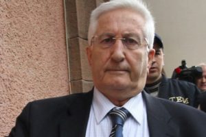 İlk isteği ne oldu?