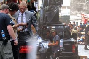 James Bond'u fırtına vurdu