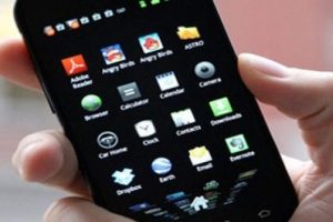 Cep telefonlarına y&uuml;klenen 15 uygulama tehlike sa&ccedil;ıyor
