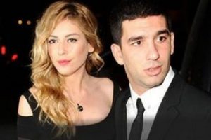 Arda Turan ile Sinem Kobal'a ayrılık yaradı!