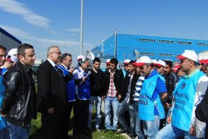 Komvek fabrikasında grev
