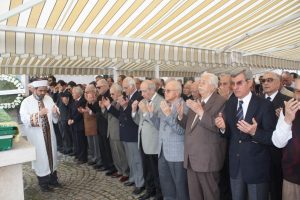 Adnan Ener son yolculuğuna uğurlandı