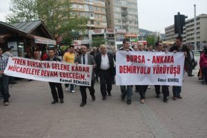 Demirel tren i&ccedil;in y&uuml;r&uuml;d&uuml;