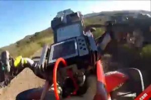 Motosiklet ineğe işte b&ouml;yle &ccedil;arptı