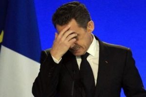 Fransa cumhurbaşkanını se&ccedil;iyor