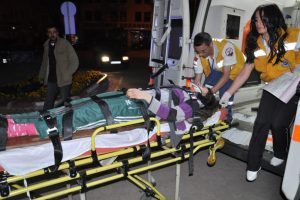 &Ccedil;amaşır toplarken balkondan d&uuml;şt&uuml;