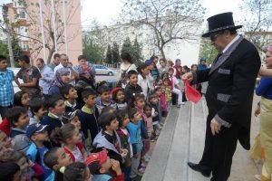 Sihirbazlı 23 Nisan kutlaması