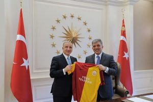 K&ouml;şk'te sarı-kırmızı buluşma