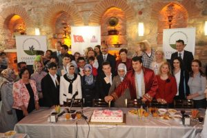 Van'da yarım kalan nik&acirc;h Bursa'da kıyıldı