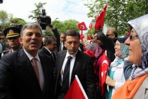 "Tutuklu vekilleri mecliste g&ouml;rmek isterim"