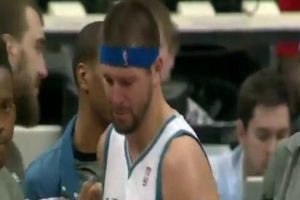 NBA kariyerine g&ouml;zyaşlarıyla nokta koydu